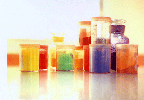 1444725873042046049.gif 染料行業(yè).gif